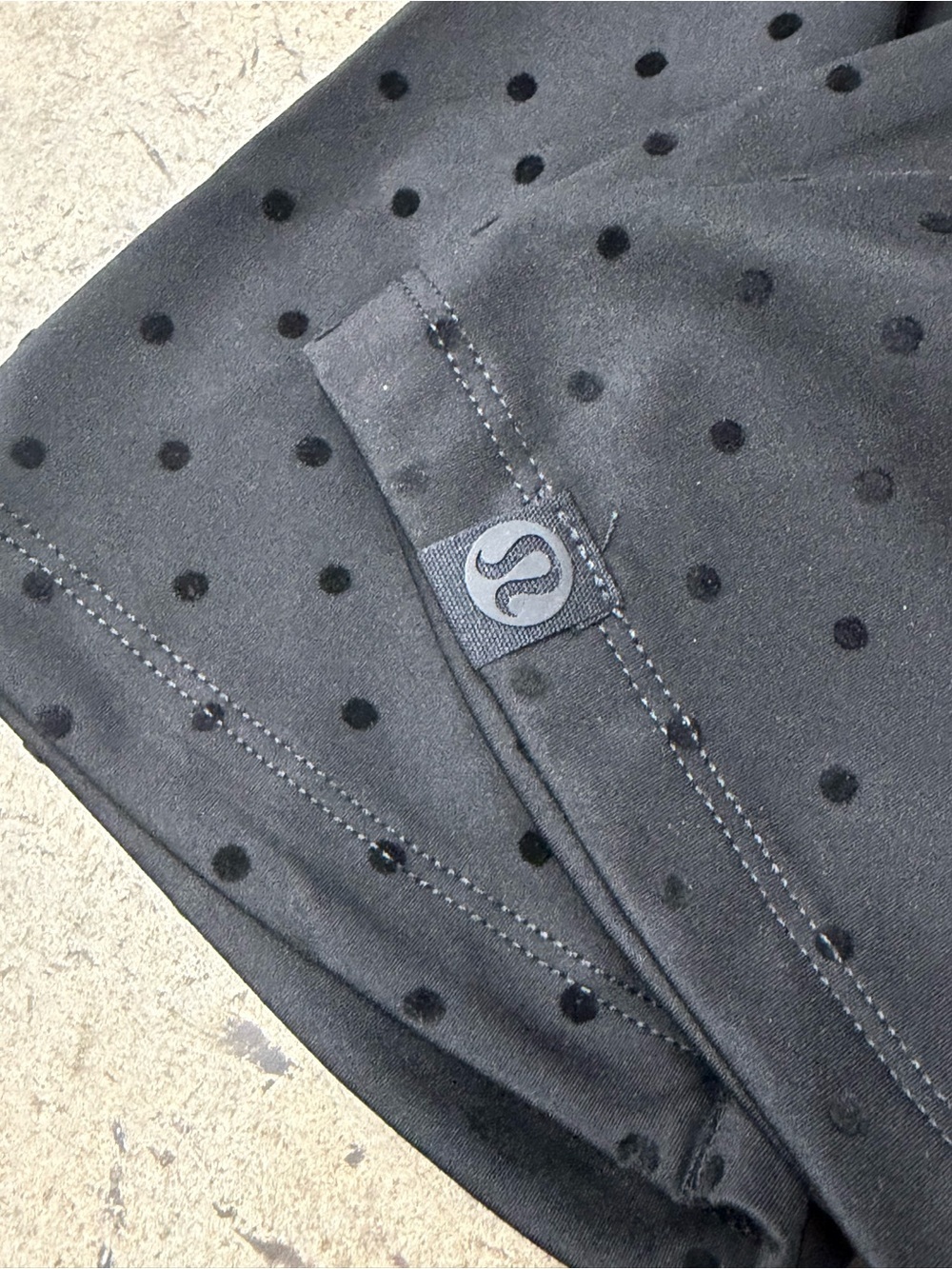 Lululemon Polka Dot Define Set (Limited Edition) - Picture 4 of 4